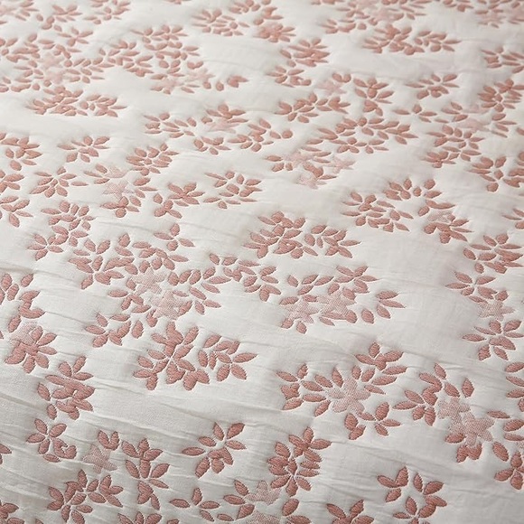 Pink Floral Twin Size Jacquard Embroidered Coverlet Bedspread and Sham Set - Picture 7 of 8